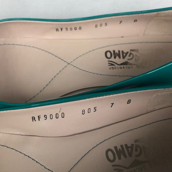 Salvatore Ferragamo Varina Veronese patent flats 7 - Picture 5 of 8